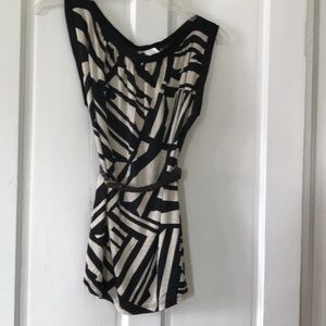 ✨Sleeveless Top w/Braided Belt